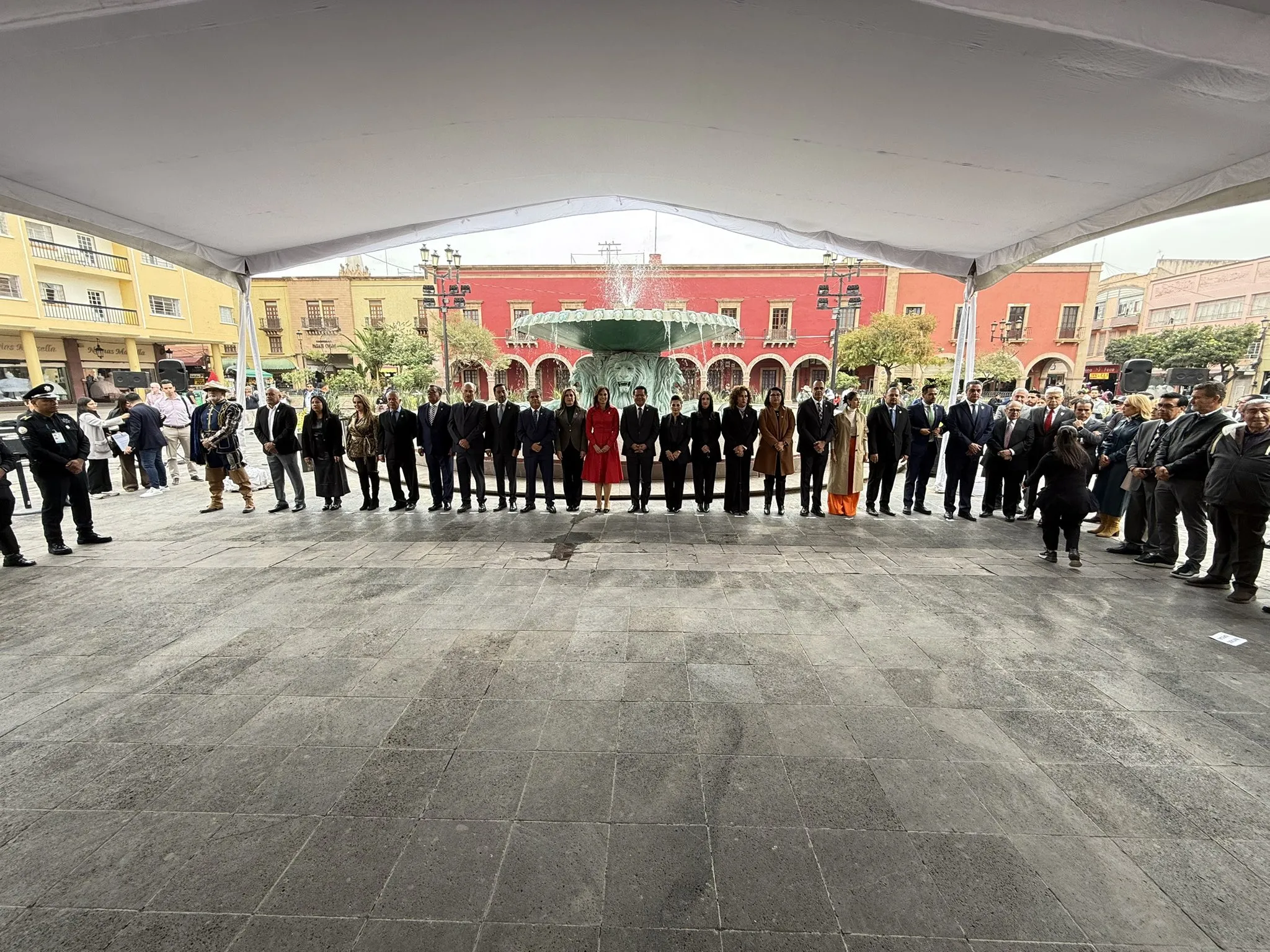 Conmemoran aniversario de León