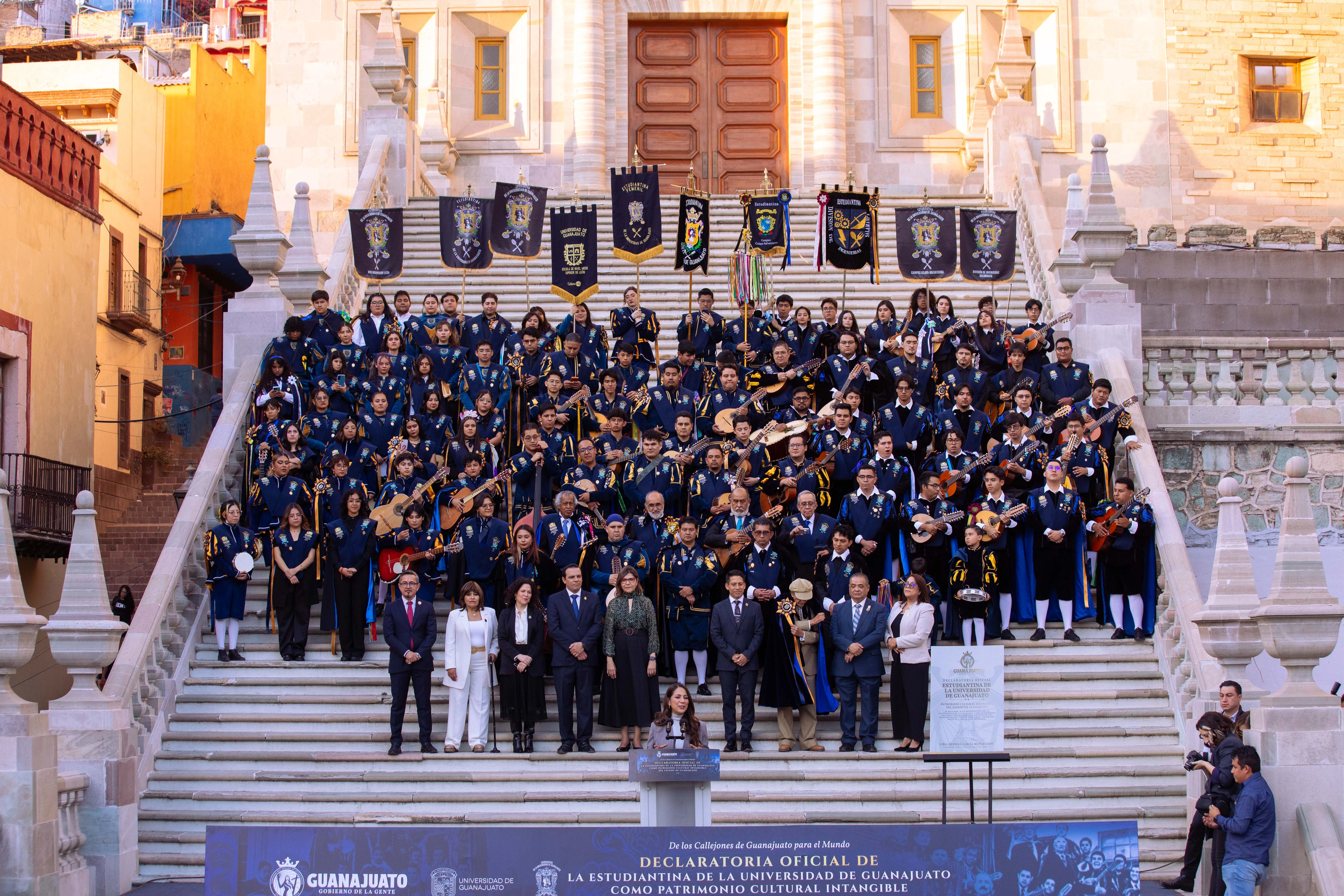 Declaran a Estudiantina Universitaria como Patrimonio Cultural de Guanajuato