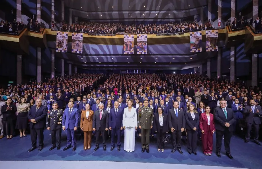 Gobernadora, segura de que Vázquez Alatriste está a la altura de su cargo