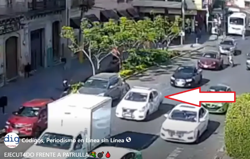 Ejecutan a hombre a un lado de una patrulla en Irapuato