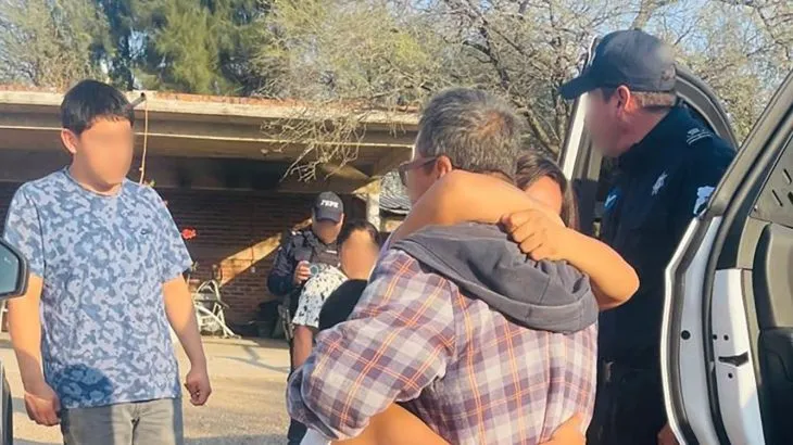 Rescatan a ancianos de secuestro