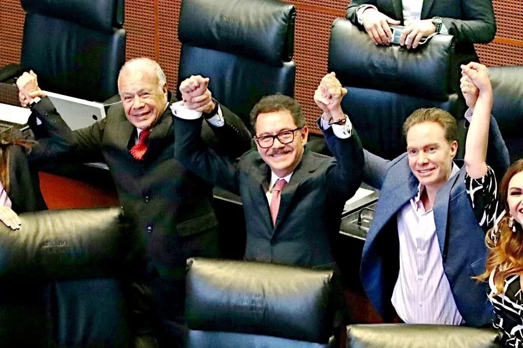 Aprueban Plan B 'descafeinado'