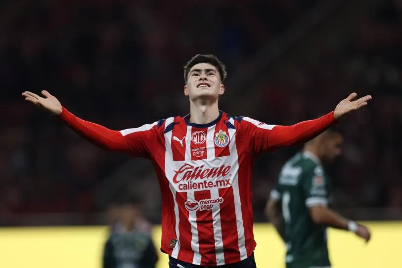 Aplasta Chivas al León; le mete 5 goles