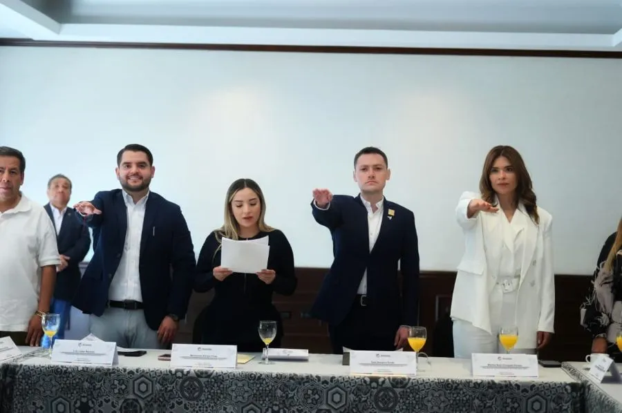 Lidera Saúl Navarro DIF