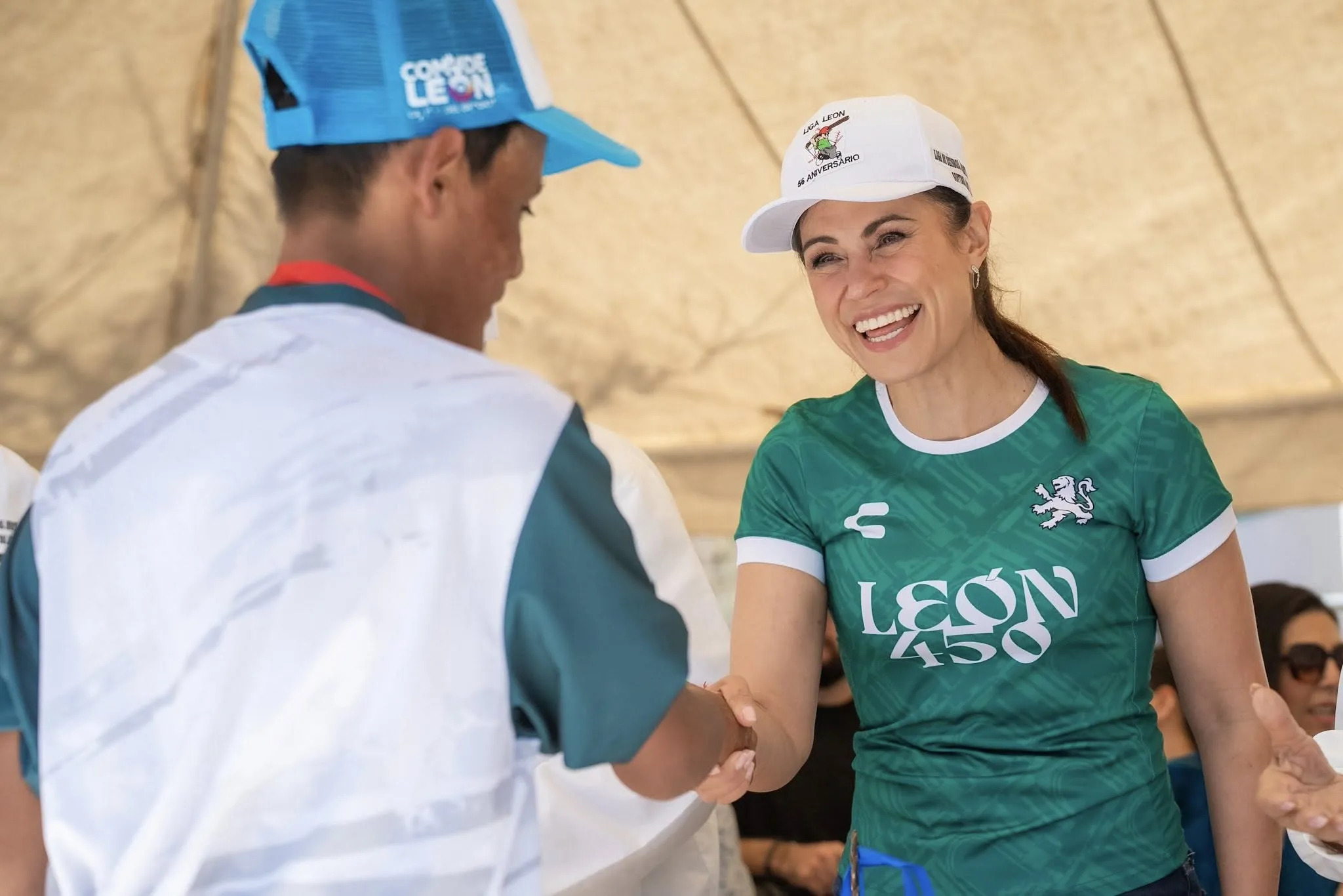 Acondicionan más parques en León