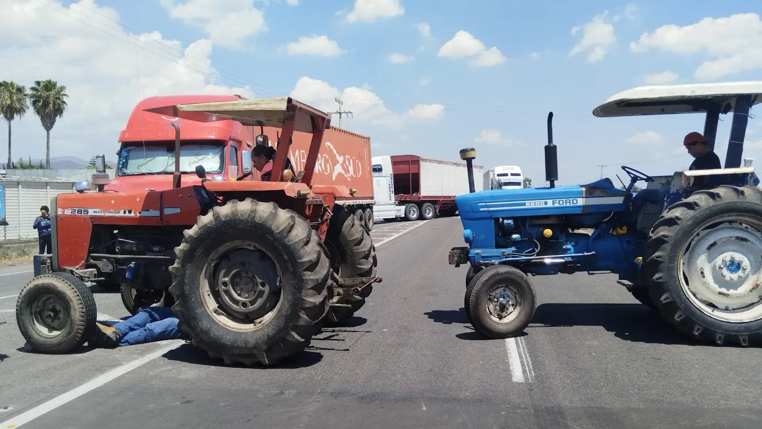 Abren carretera Pénjamo a La Piedad 