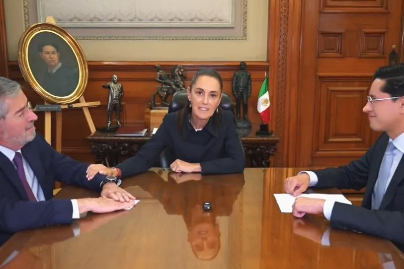 Juan Ramón de la Fuente renuncia a la Cancillería