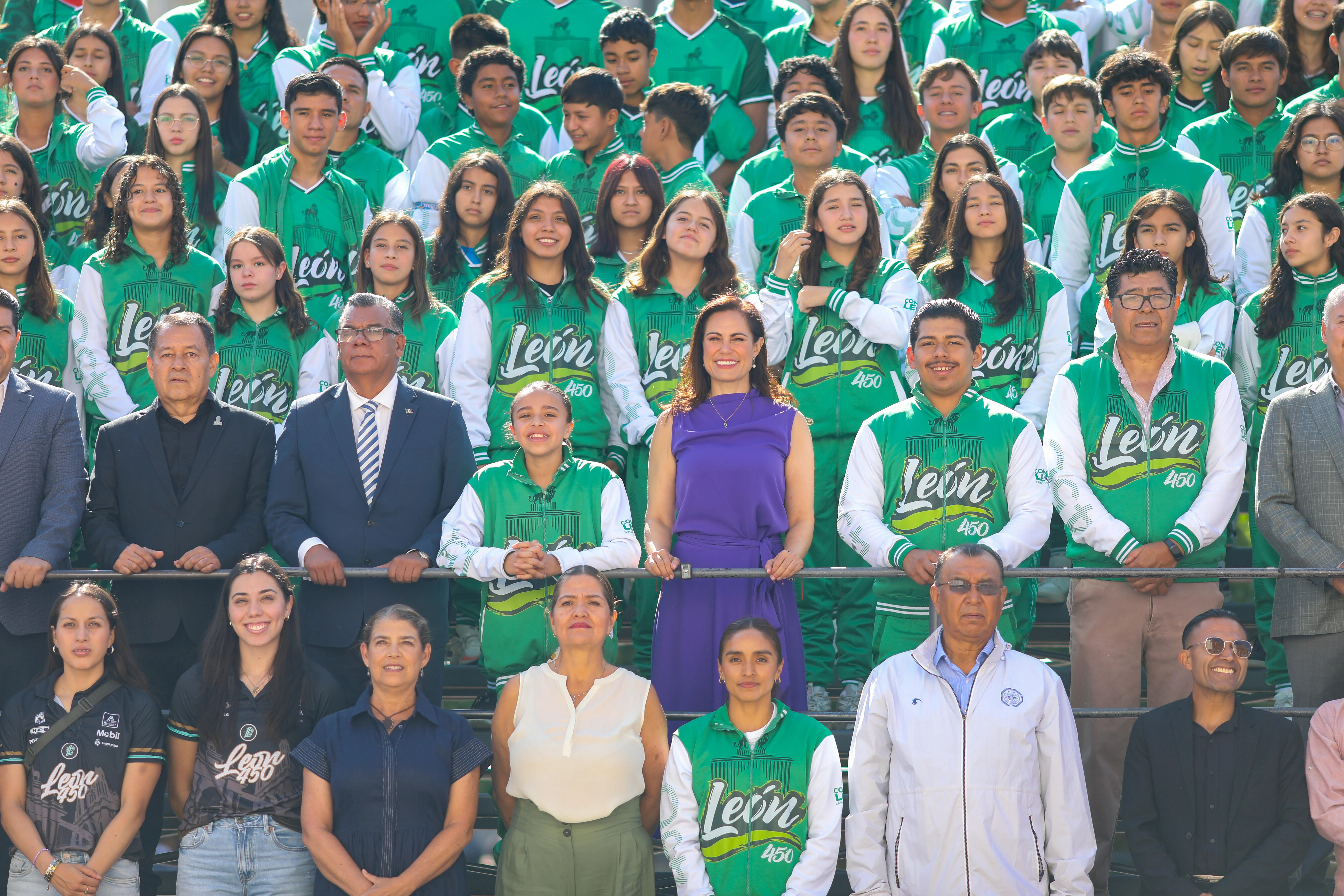 Motiva Alcaldesa a deportistas leoneses