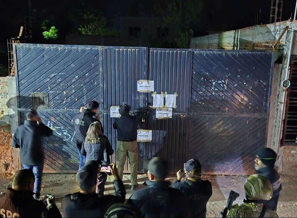 Truenan casa de seguridad del CSRL