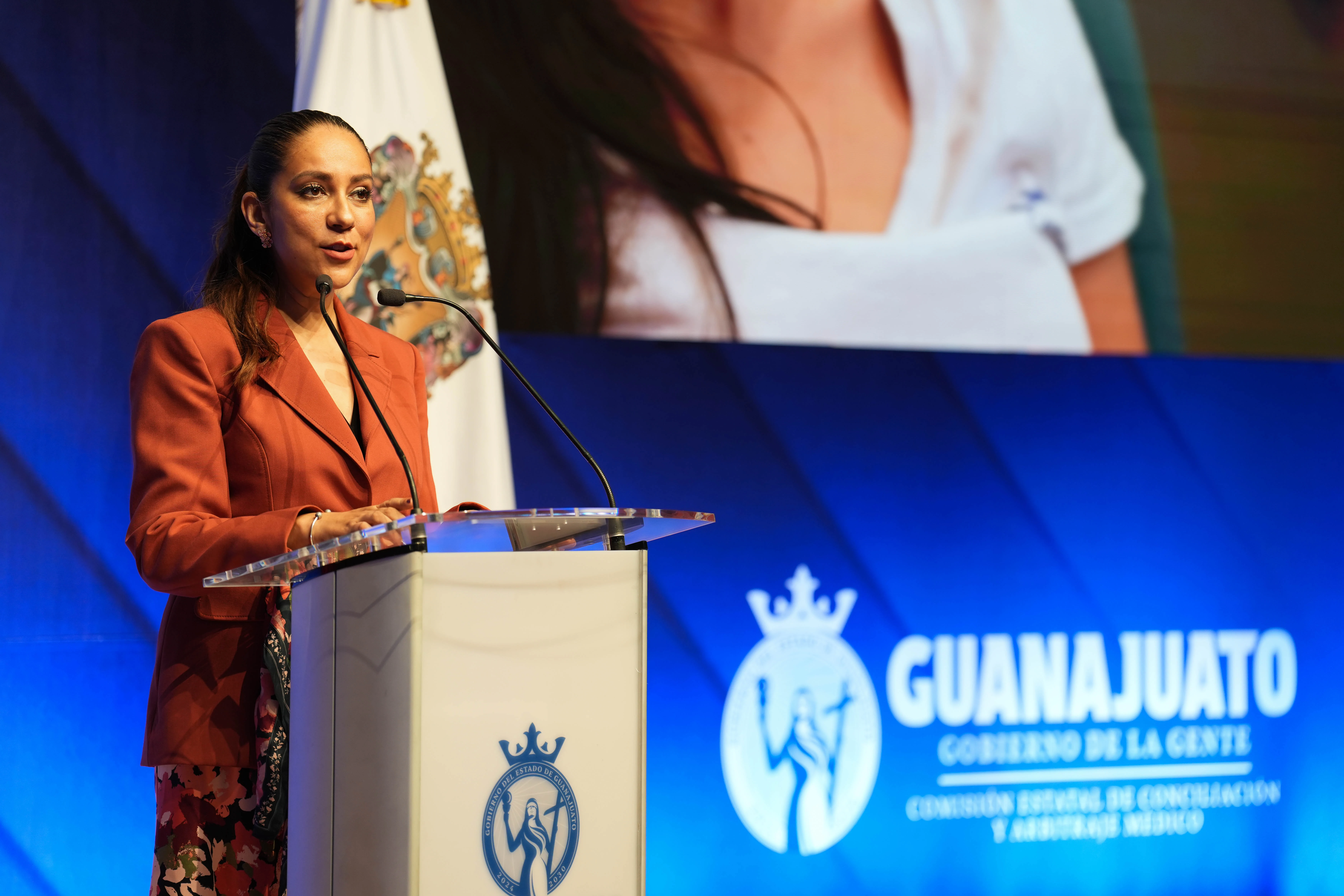 Libia García se suma a los apoyos panistas a Maru Campos