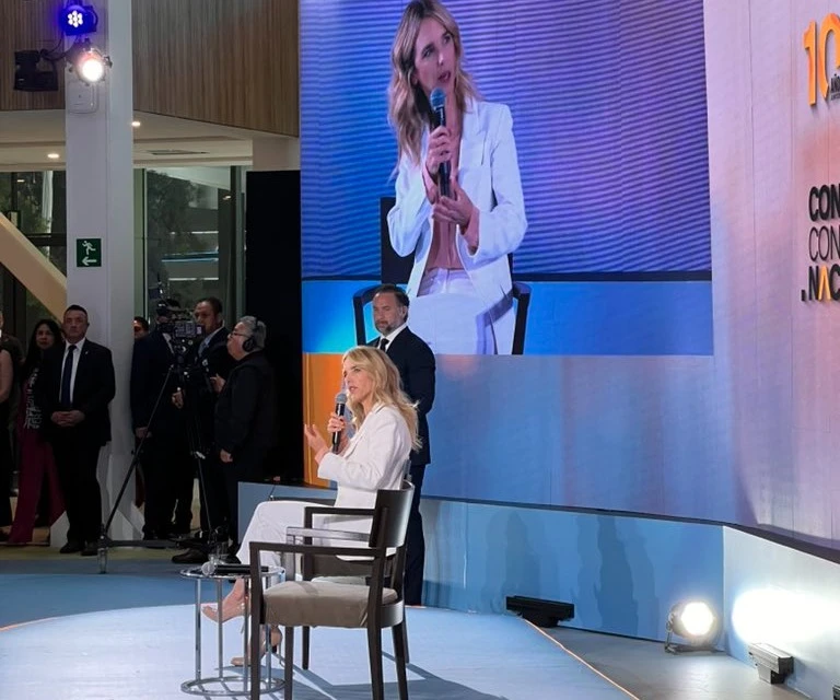 Diputada española hace pedazos a la 4T