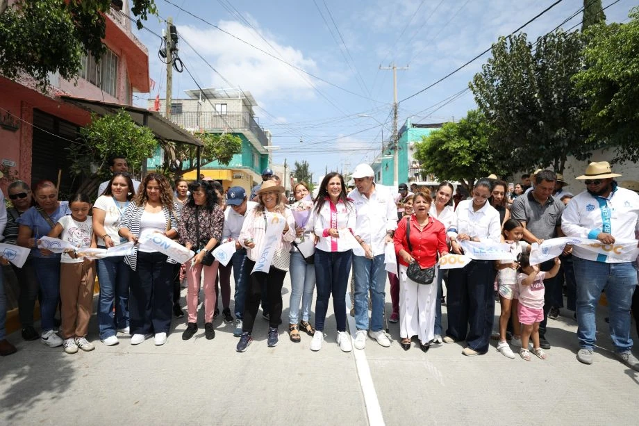 Continúan obras públicas en León