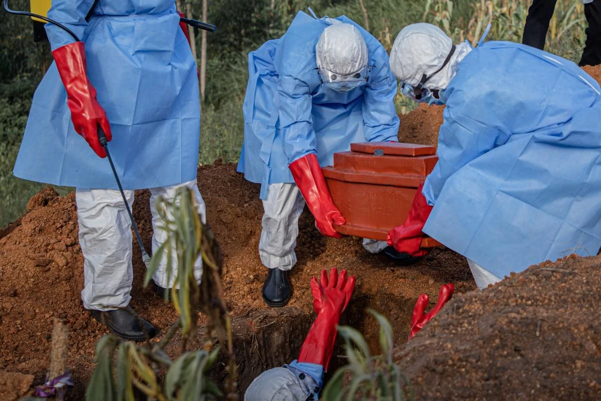 Epidemia de ébola se extiende en el Congo
 