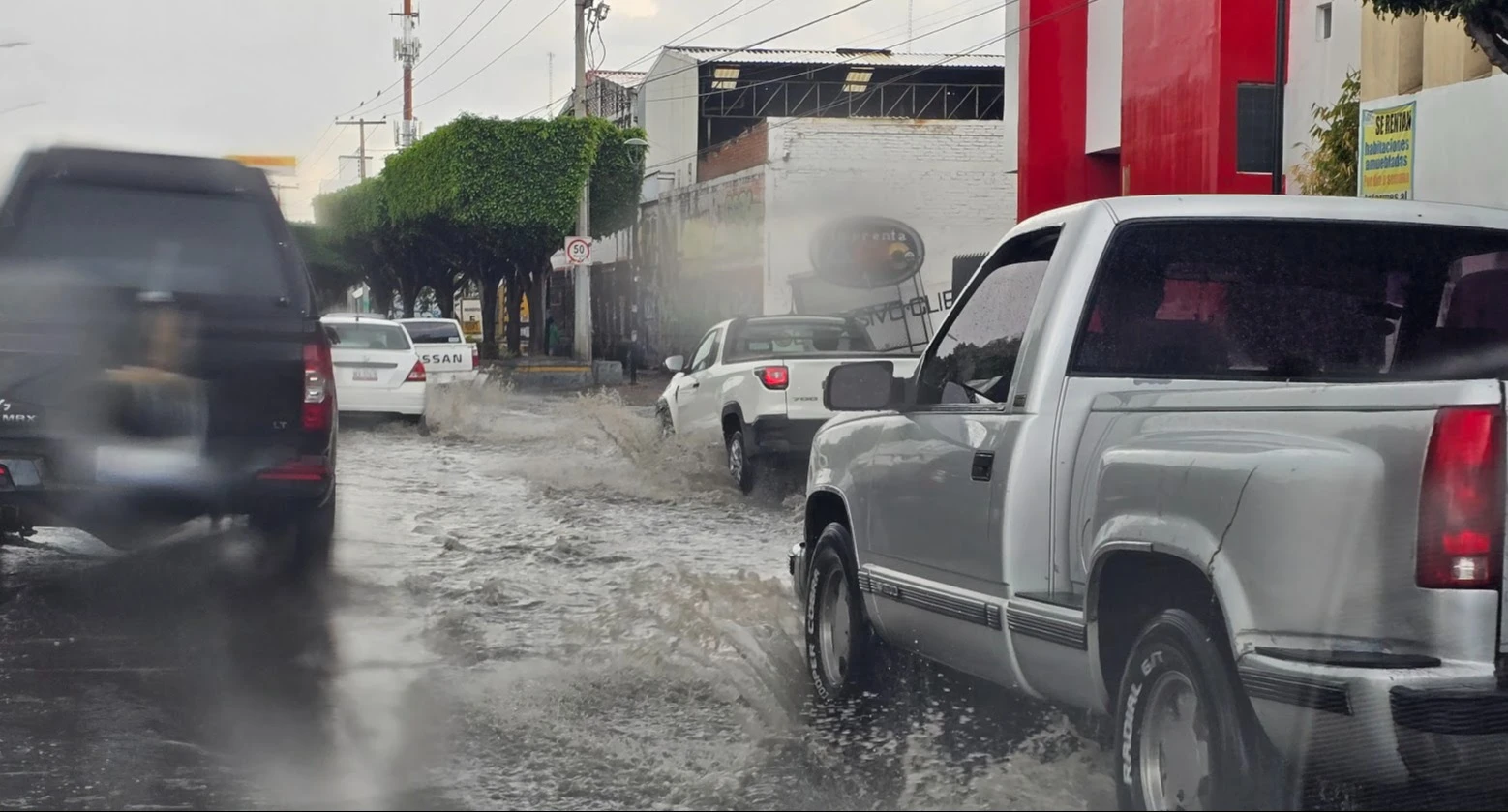 Continuarán las lluvias, advierte UG