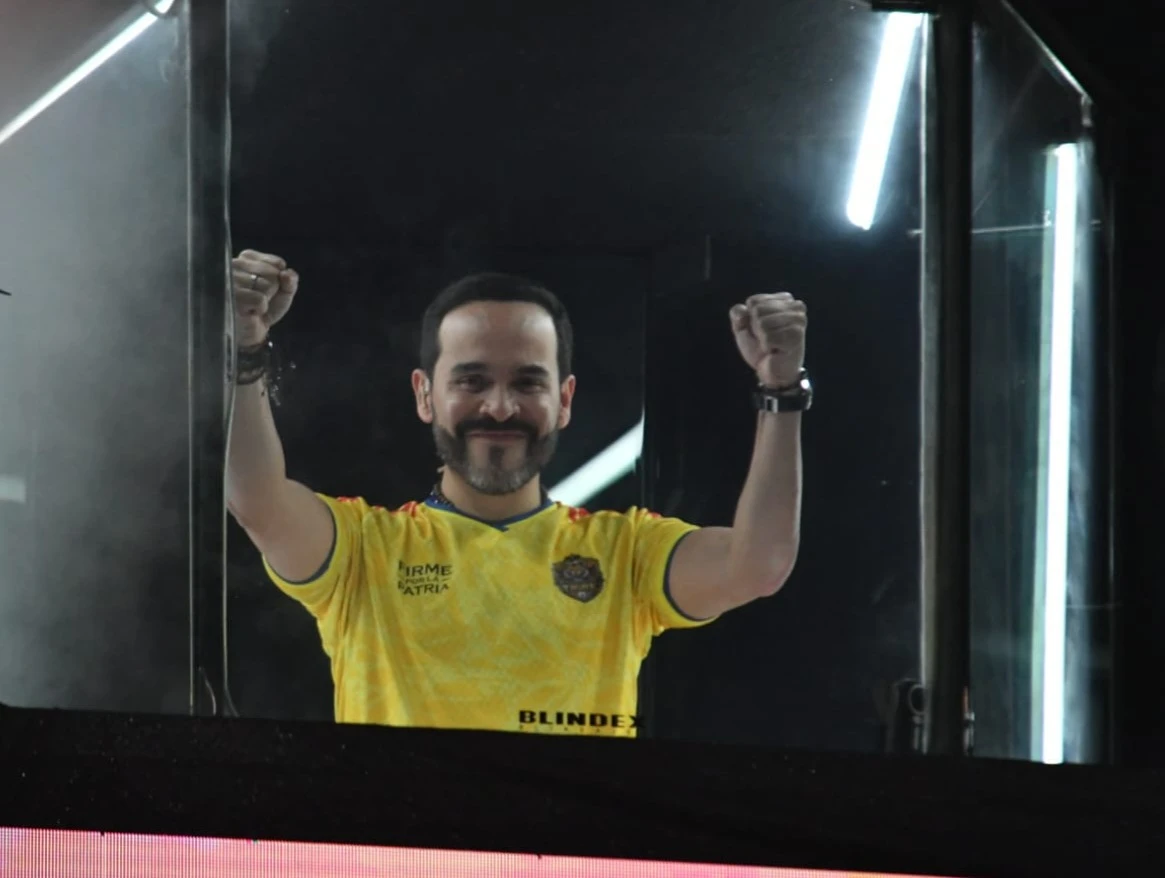 El ultraderechista De la Espriella es elegido Presidente de Colombia