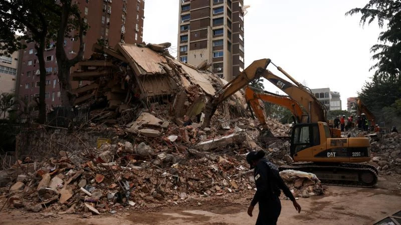 Se eleva a 589 la cifra de muertos tras terremotos en Venezuela