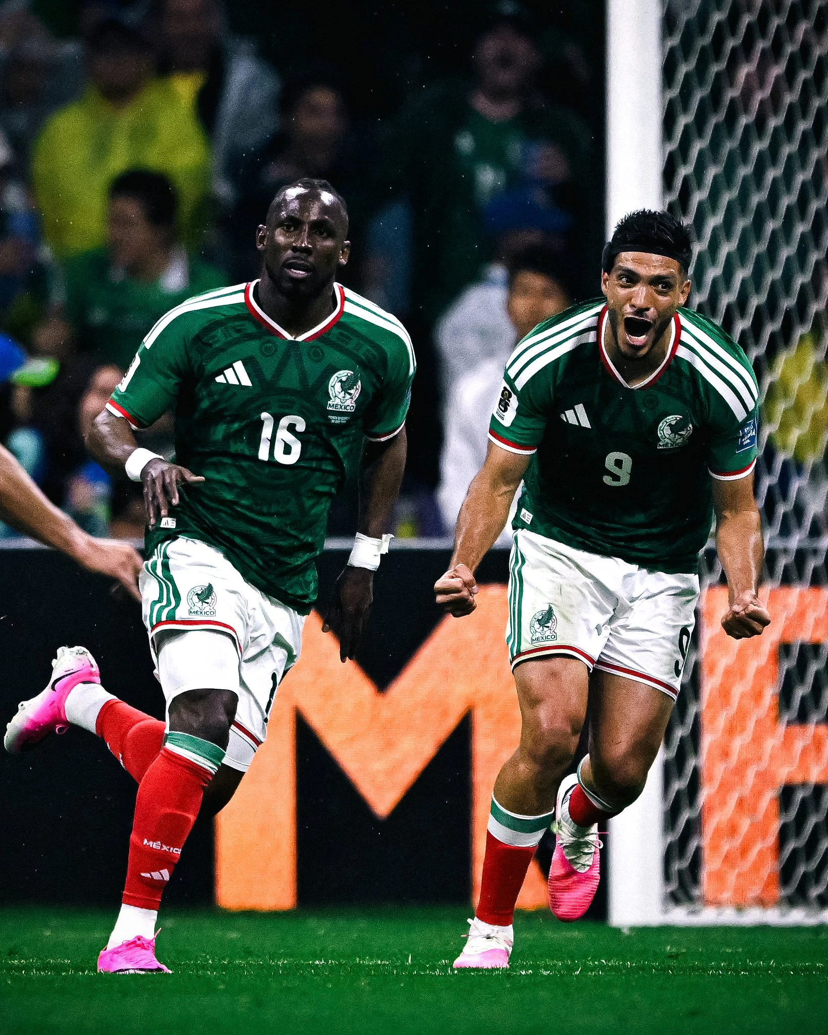 ¡México a octavos!