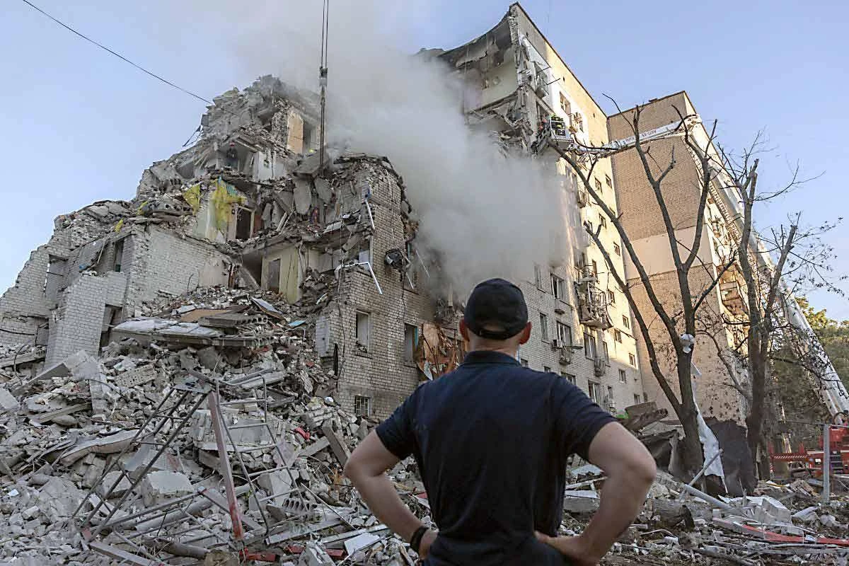 Ataque masivo de Rusia a Kiev deja 13 muertos; “El peor desde que inició la guerra”