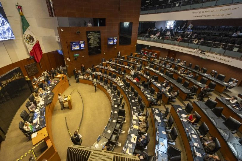 Cobran completo, pero no sesionan: 84% de comisiones del Senado incumple obligación
