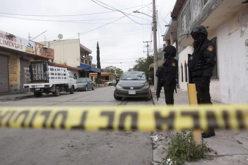 Muere joven rociada con gasolina y envuelta en llamas en Nuevo León