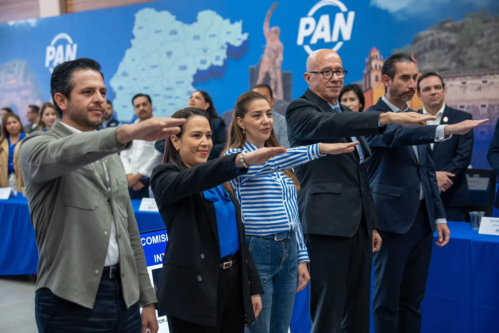 Busca panismo defender las bases de México