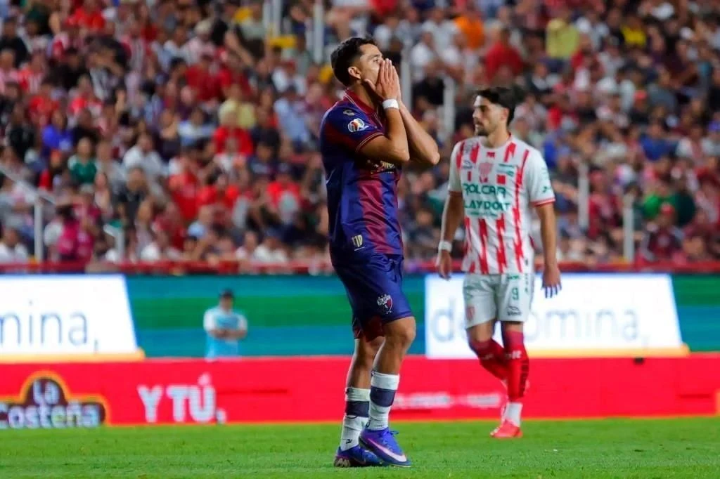 Regresa el Atlante a Primera División, y pierde