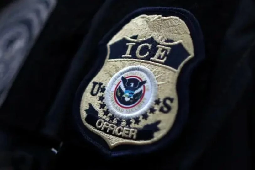 ICE ha disparado en 30 incidentes, matado a ocho personas y herido a 14 
