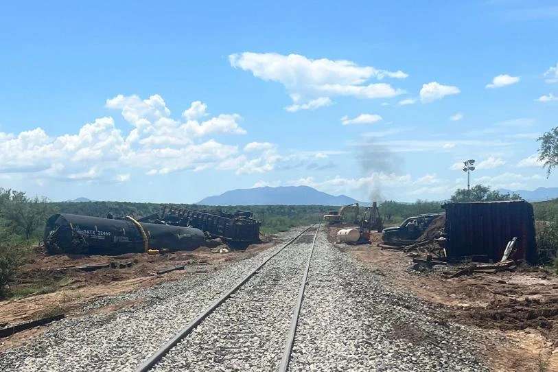Temen catástrofe ambiental por derrame tóxico de tren