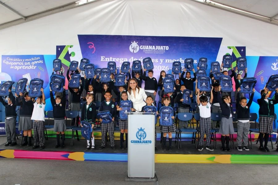 Guanajuato prepara a familias para inicio de clases
