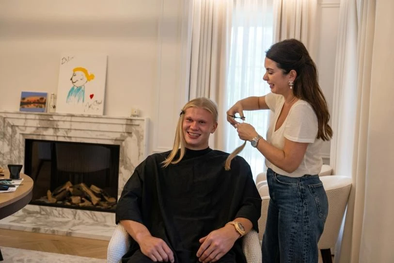 Adiós a la coleta vikinga y hola al cambio de look de Haaland