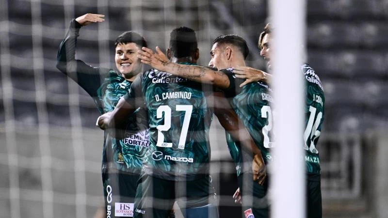 León se crece y suma 7 victorias al hilo