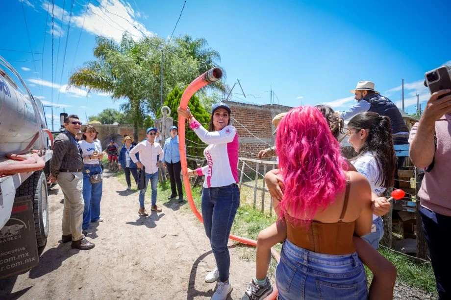 Apoya León a San Juan de Abajo