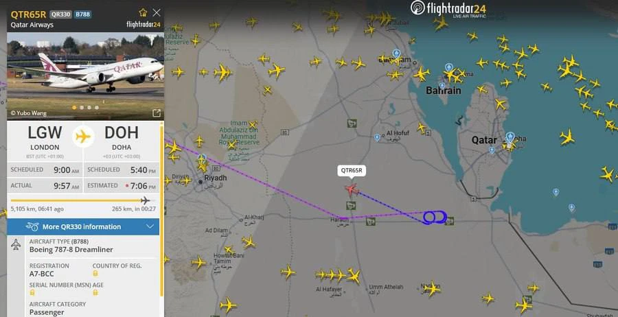 Amarran a dos en pleno vuelo tras amenazar a la tripulación