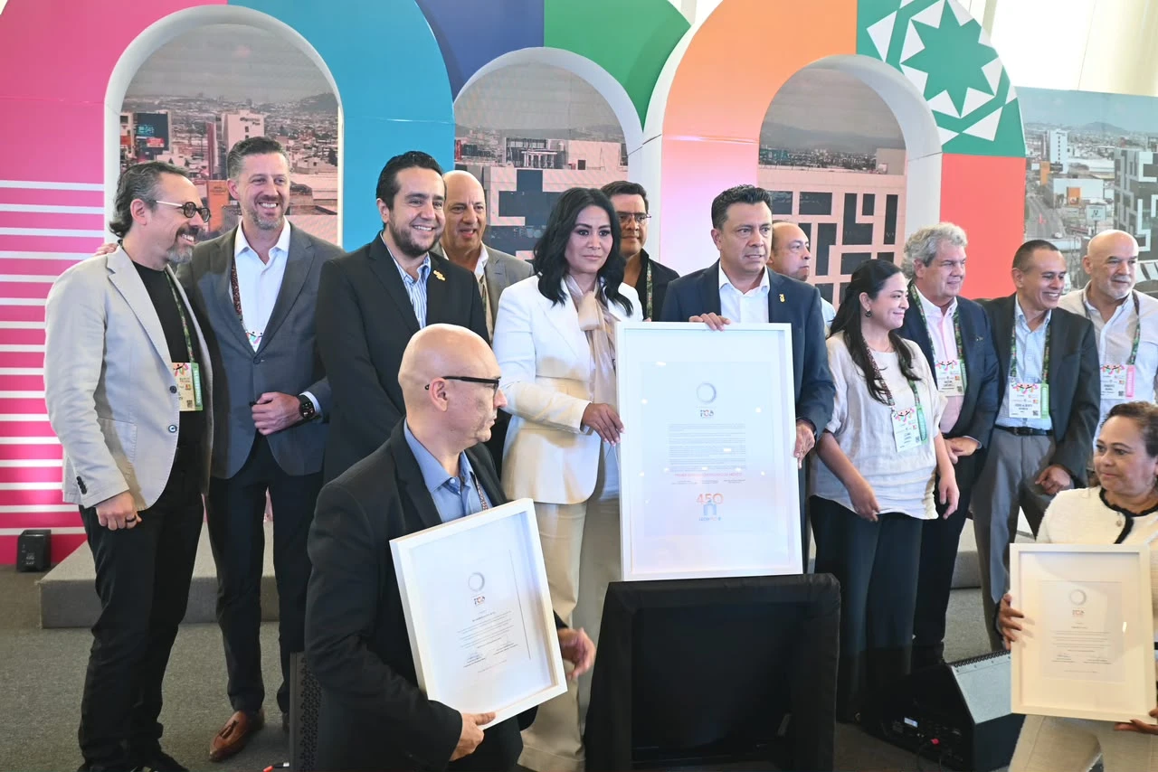 Certifica turismo de negocios a León