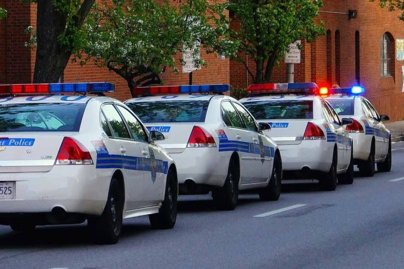 Niña de 11 años es detenida por asesinar a su hermano de 15