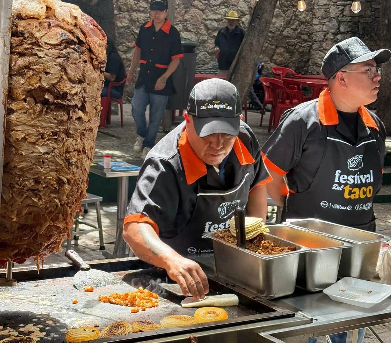 Rinden devoción al taco