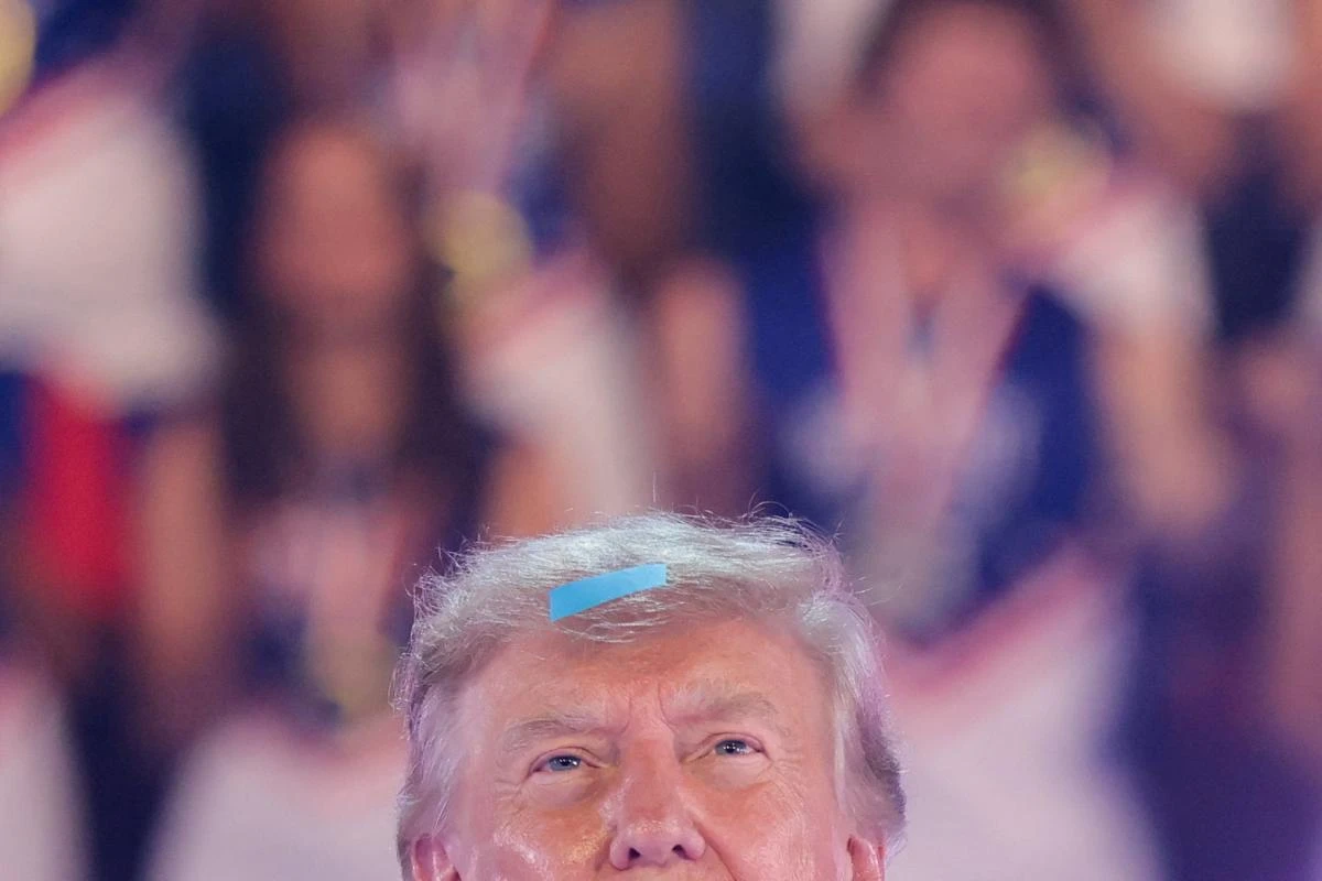 Suspenden televisoras cobertura en actos de Trump