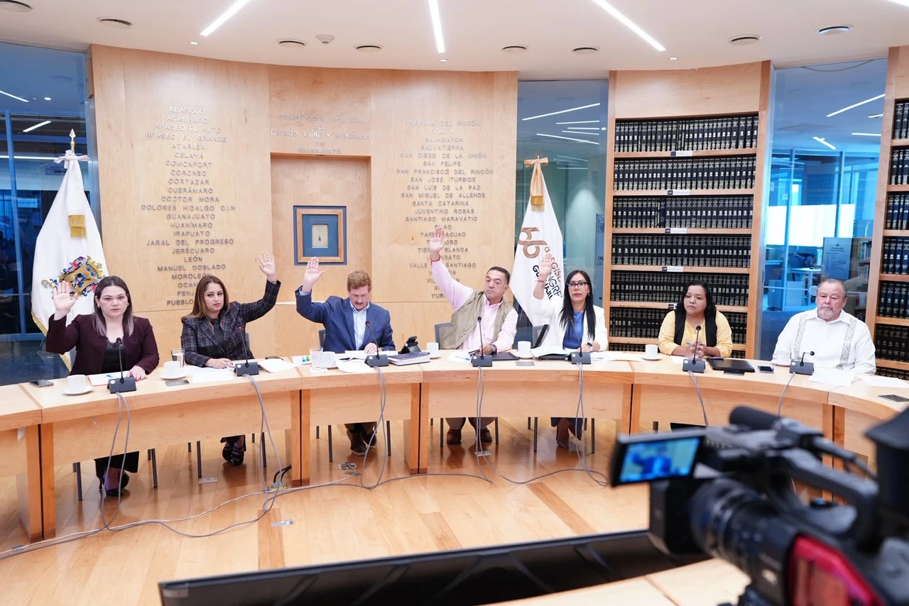 Diputados se avocan a defensa de minorías