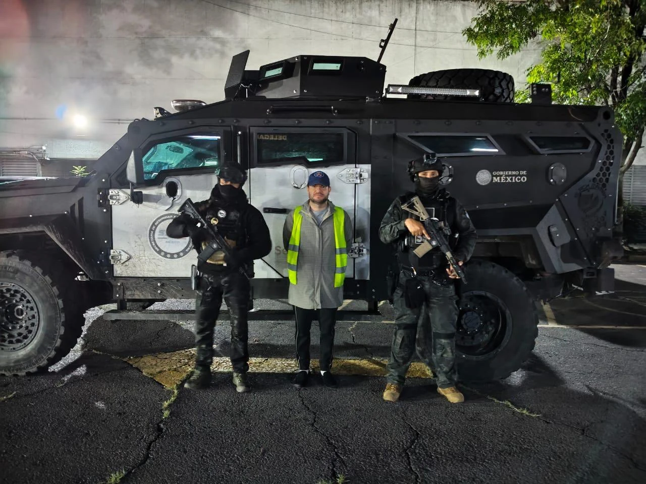 Arrestan al Capitán Sol, nexo de Andy con huachicol fiscal