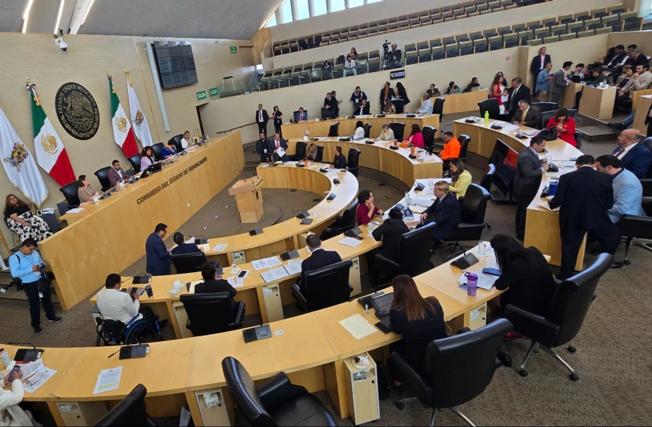 Rechaza Guanajuato anti doble nacionalidad de Sheinbaum