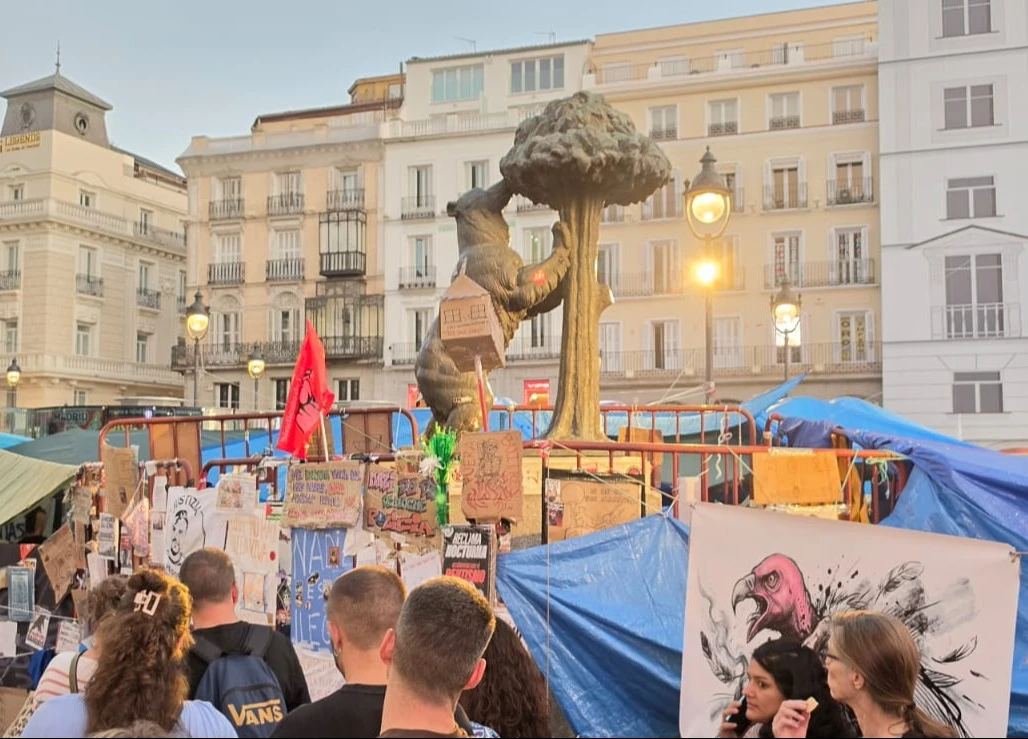 Crisis de vivienda acorrala a Pedro Sánchez

 