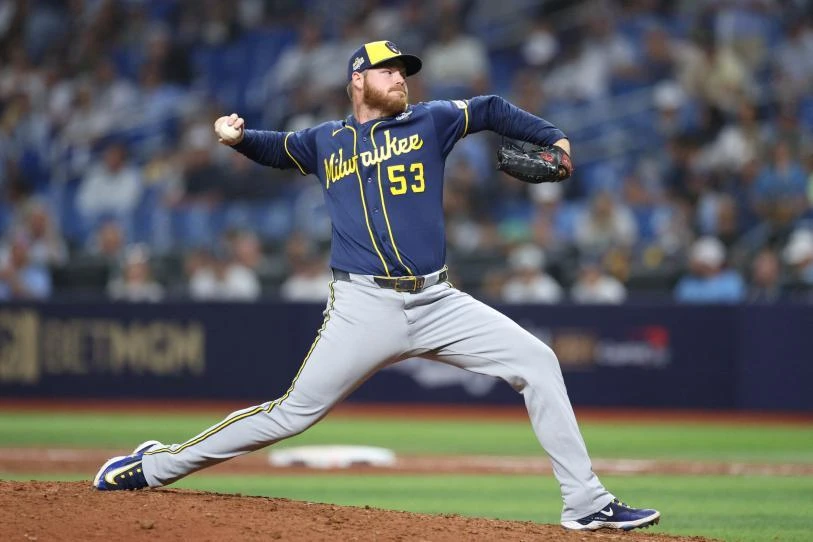 Milwaukee, a un triunfo de su primera Serie Mundial