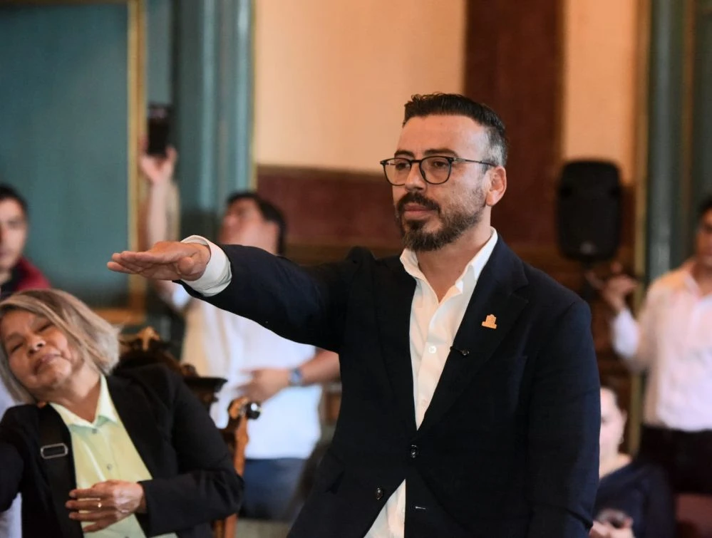 Gerardo Barroso jura como Secretario del Ayuntamiento 