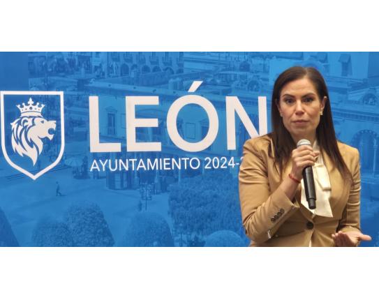 Reitera que se queda